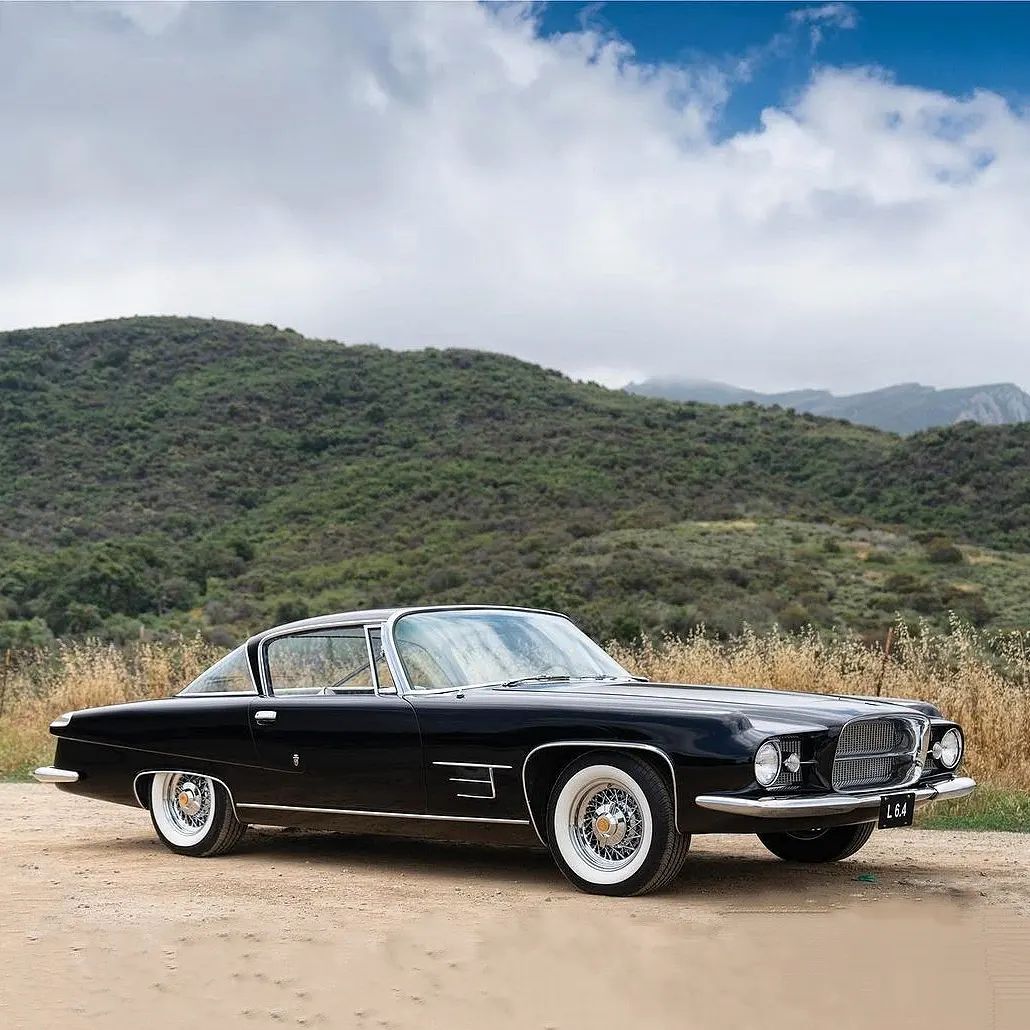 winnie_car's tweet photo. Not an everyday American classic but I really like the L6.4 CoupΓ© by Ghia. Only few were made and they would make a perfect figure at every international high class concour event#ford
#Fordmustang #s550only #shelby #shelbygt500
#mustangfanclub #classiccars #classiccarsforsale https://t.co/XYLh2vhvEc