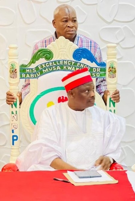 GOVERNOR TWETTER tweet media