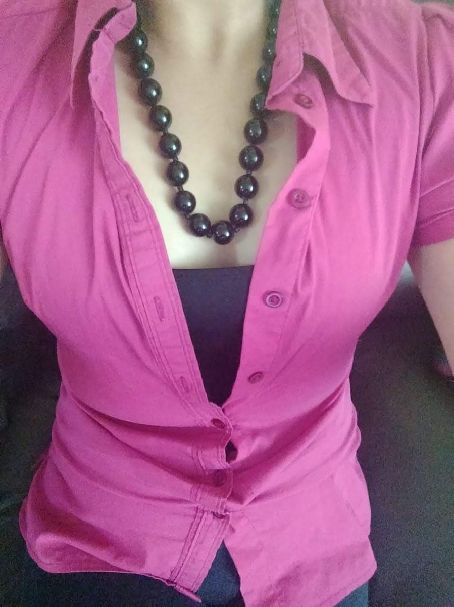 Dalau3836's tweet photo. Para verte sensual, no necesariamente necesitas enseñar de más, o que piensan??
Saludos!! https://t.co/nyFd7C21qp