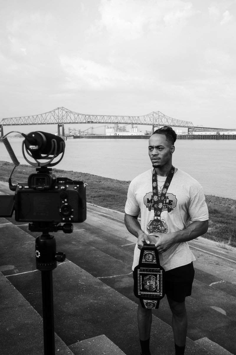 My twin won his Natural Bodybuilding Competition over the weekend🥇

Most of the images here were shot on the <a href="/FujifilmX_US/">FUJIFILM X/GFX USA</a> X100V.

Show day video soon 🎥🔥🤞🏽<a href="/MalikMartin45/">Malik Martin</a>