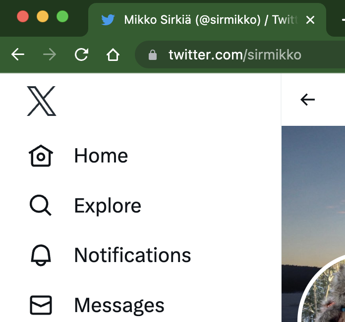 I have my eyes on the favicon now! 🐦#youhadonejob #xtweet 🤔