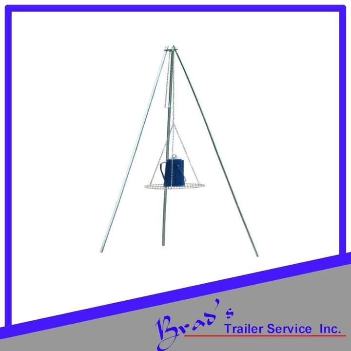 Our tripods offer convenient grilling, but they also hold #camping lanterns. #producthighlight bit.ly/3PHGyGr