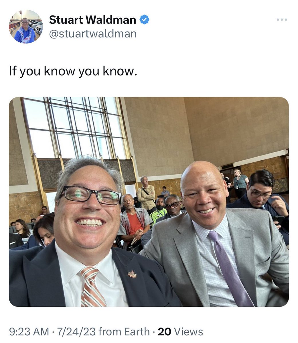 NOlympicsLA's tweet photo. This tweet has been deleted. A member of the private #LA28 Olympic committee with @MayorOfLA’s chief of staff Chris Thompson, who was a VP at LA28 this time last year

“If you know you know” = “we got away with it” https://t.co/VAKbrUHw1k