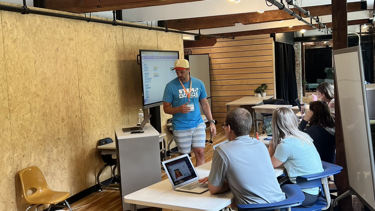 STEM Camp EDU tweet media