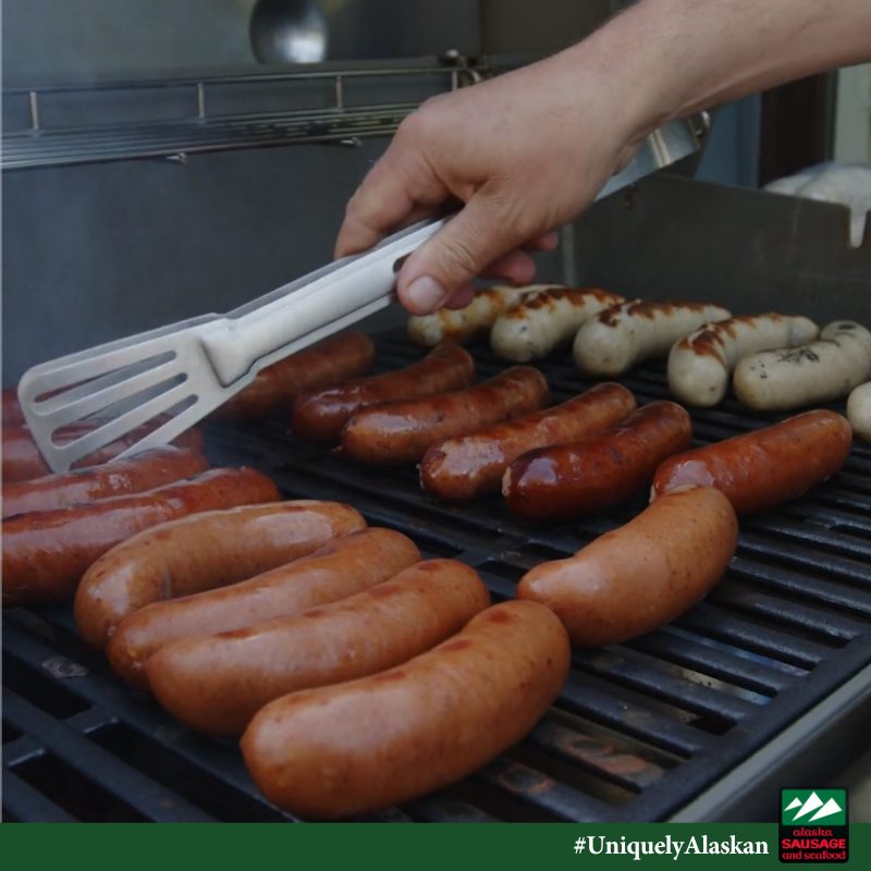 The mild flavor and smooth texture of our #GermanBratwurst make it a must-try! We've been perfecting the recipe for decades. 😋 bit.ly/3NukMH5