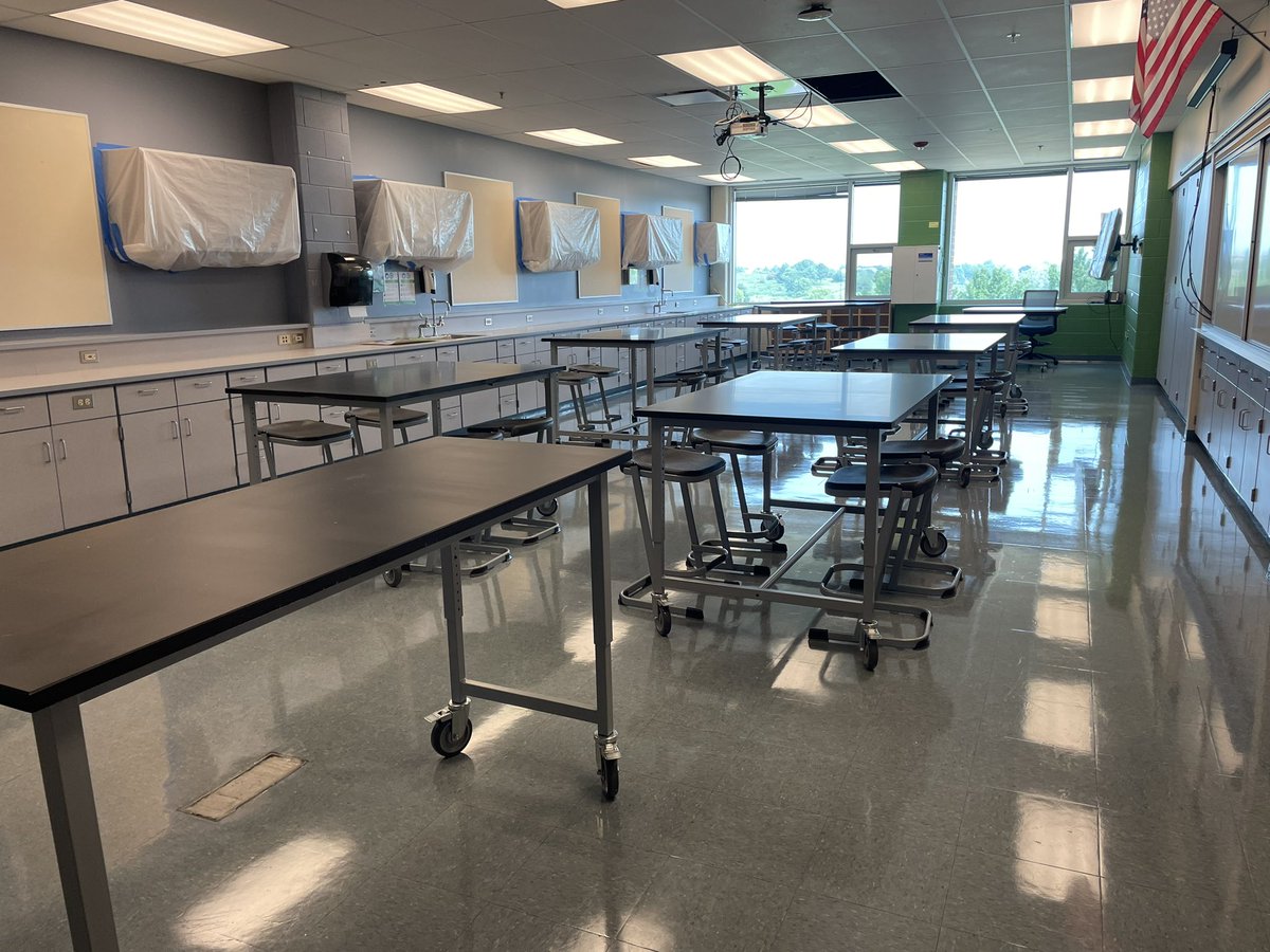New furniture never looked so good! 🤩 #WeAreD34 #AtteaFlyers