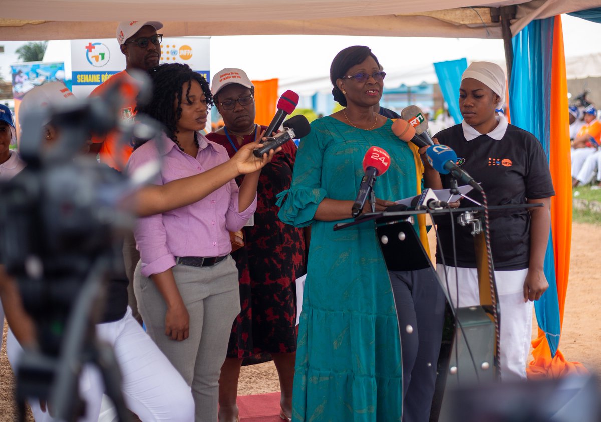 UnfpaCI's tweet photo. 1/2 @Santeci & @UnfpaCI ont procédé en ce jour au lancement de la Semaine Régionale de la Planification Familiale dans le #Gbêkê.
Cette activité de sensibilisation & de fourniture des conseils & services de PF se déroule du 24 au 28 juillet à #Bouaké, #Sakassou, #Beoumi et #Botro https://t.co/aqZ5BFcYHc