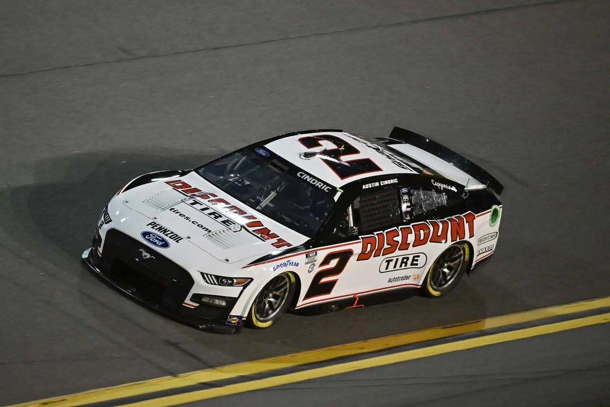 .<a href="/ODRLeague/">OverDrive Racing League</a> DSR Season 8 Lineup/Spotter Guide:

#21: <a href="/ToastedGamerZ/">ToastedGamerZ</a> - Season 7 Champion 
#12: Bad Omenss
#22: <a href="/B_OXLEY/">Brad Oxley</a>  - Owner 
#2: <a href="/TrippieTrikZ/">Bo Chicken</a> 

🫡 live tonight on at 9:35 EST  twitch.tv/SuspectCamo?sr…