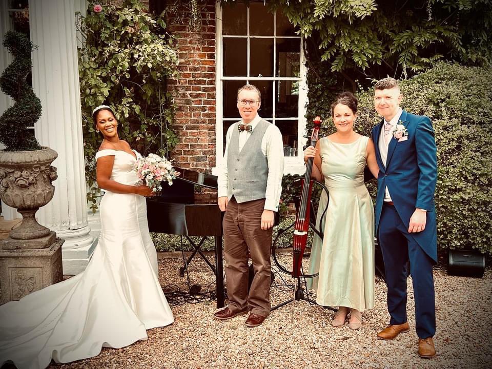 MillieHels's tweet photo. My  aha !! Moment….4years ago he said “let me show you how much l love you “ #justgotmarried #newlywed #MrandMrs #chamberlain  #weddingday #wedding #Bridgerton #love @BBCNWT @BBCRadioLincs @hulllive  @CountryLiving  @classicmusicco https://t.co/GB77KbiW2Y
