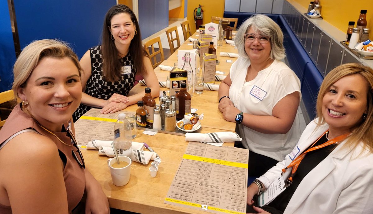 Looking back at #IFTFirst in Chicago with the Society of Bakery Women for a healthy start to the day. It was a wonderful time with baked goods and networking - a winning combination! #ASBOnTheRise