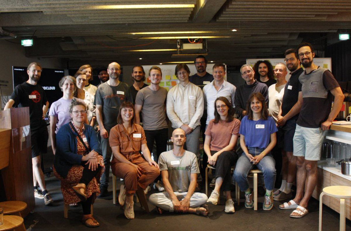 Am Wochenenden konnten wir mit 30 Berliner*innen einen Rückblick auf unsere ersten 100 Tage werden und die nächsten drei Monate planen. Es wird spannend und wir freuen uns, mit den ersten Aktionen im Stadtraum sichtbar zu werden. Sei dabei: 2030planb.de/team