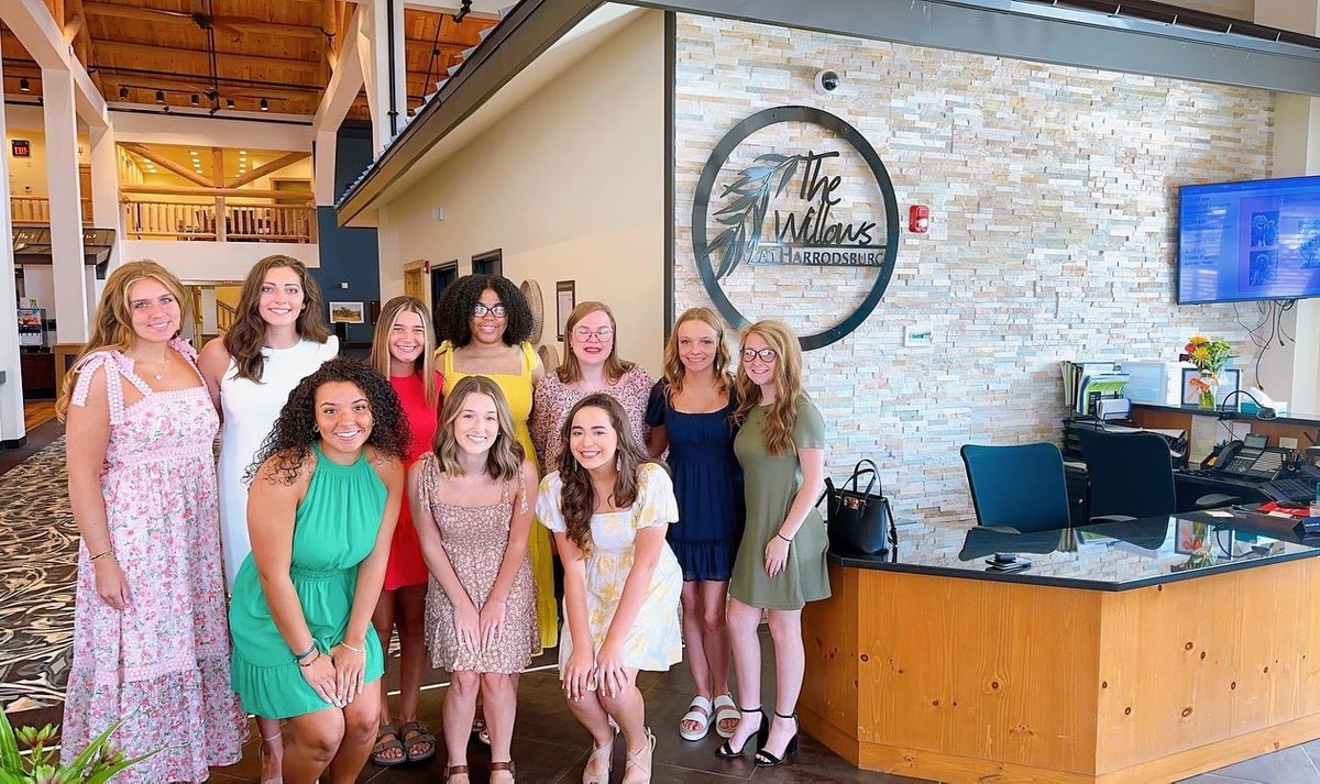 We would like to wish a big thank you to the Miss Mercer County pageant girls for coming out and doing a mock runway showing for our residents! Thank you for brightening everyone’s day! 👗#TrilogySeniorLiving #MissMercerCounty