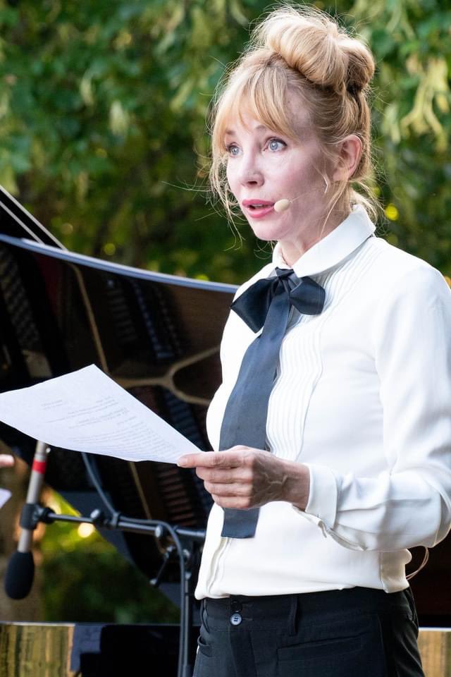 festivalVezere's tweet photo. Retour en images sur les événements de la semaine dernière ➡️ https://t.co/HYO5G0IM1Y.
@GardeRepFR @ancheshantees #JulieDepardieu #VirgineVerrez #42eFDV #festival https://t.co/wr503zA420