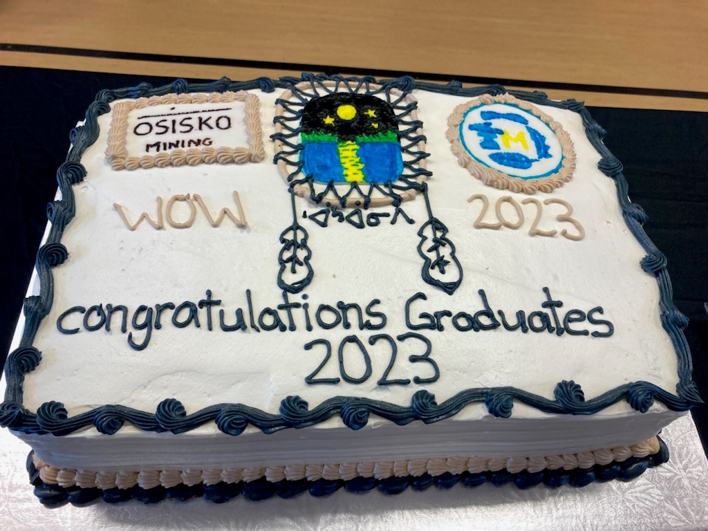 MiHRCouncil's tweet photo. Congratulations to 6 new learners who graduated from the #MiningEssentials program delivered in partnership with @CSMOminesQcand @Osisko_Mining. To learn more about our work readiness training programs, contact essentialskills@mihr.ca. https://t.co/SxX4lGoZjU