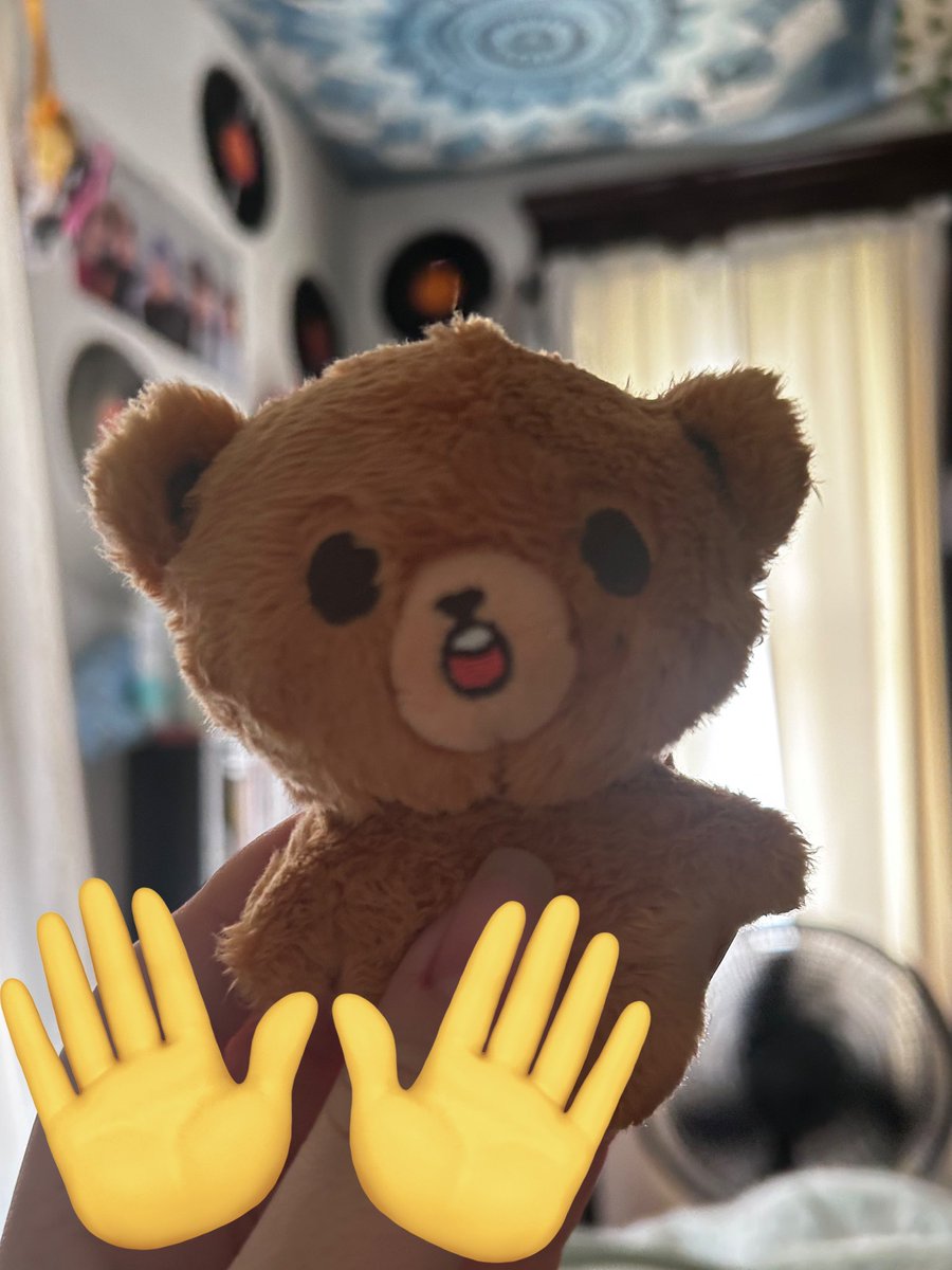 haechthinks's tweet image. hes mine.