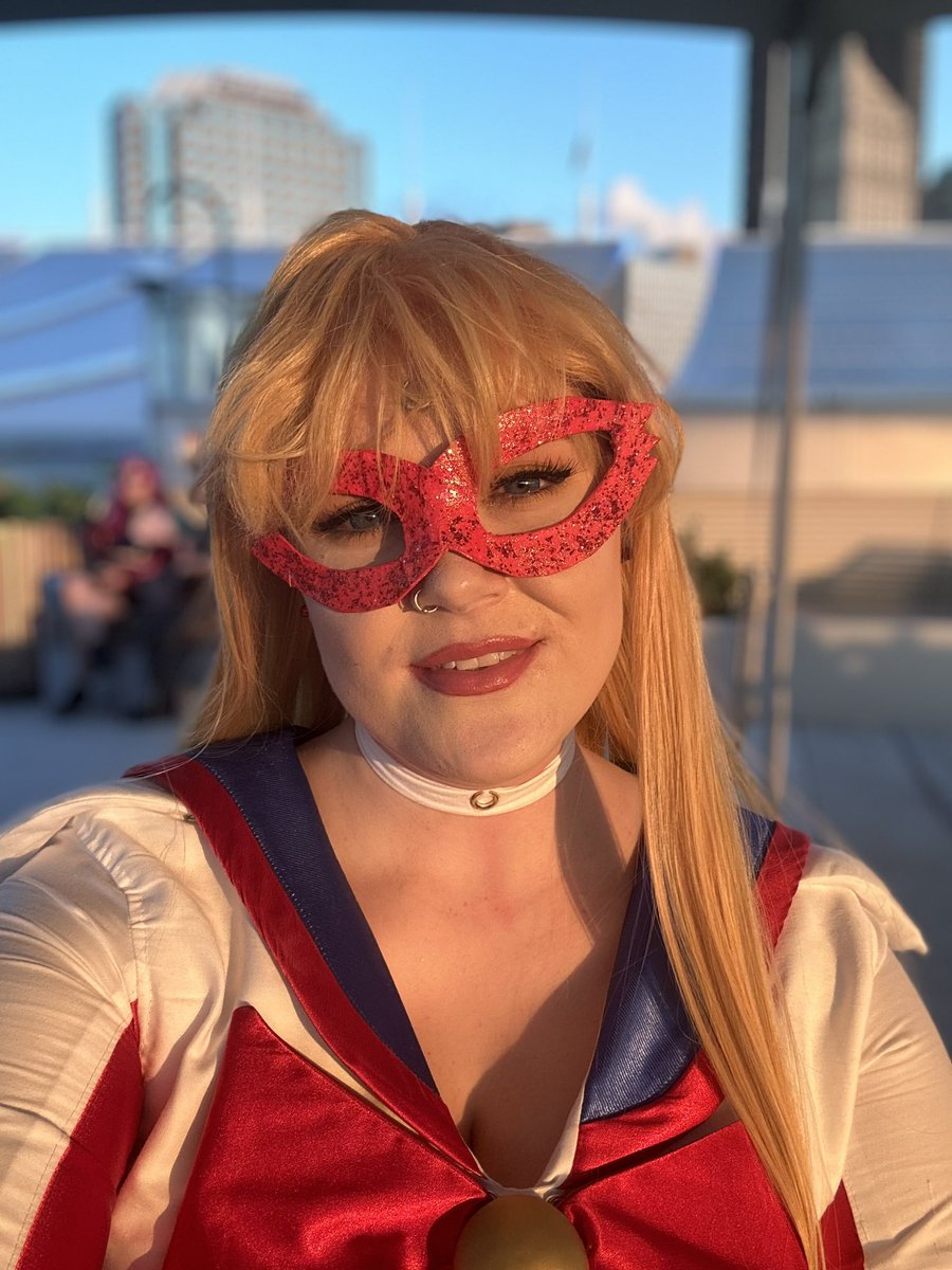 🦥 elaine tweet media