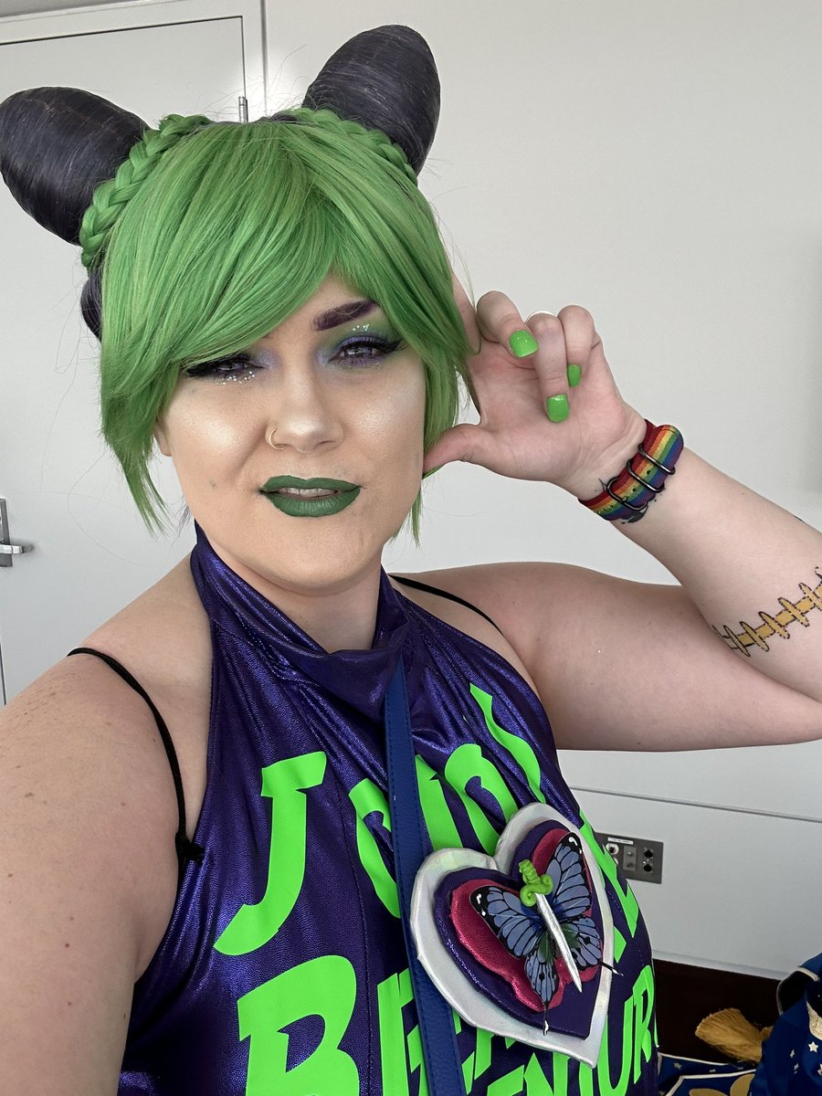 🦥 elaine tweet media