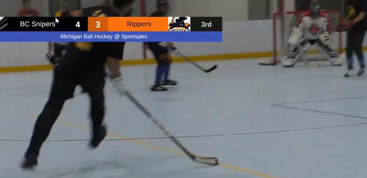 BallMichigan's tweet image. Mohammed Khan jumps into this snapshot and puts it exactly where he wanted.