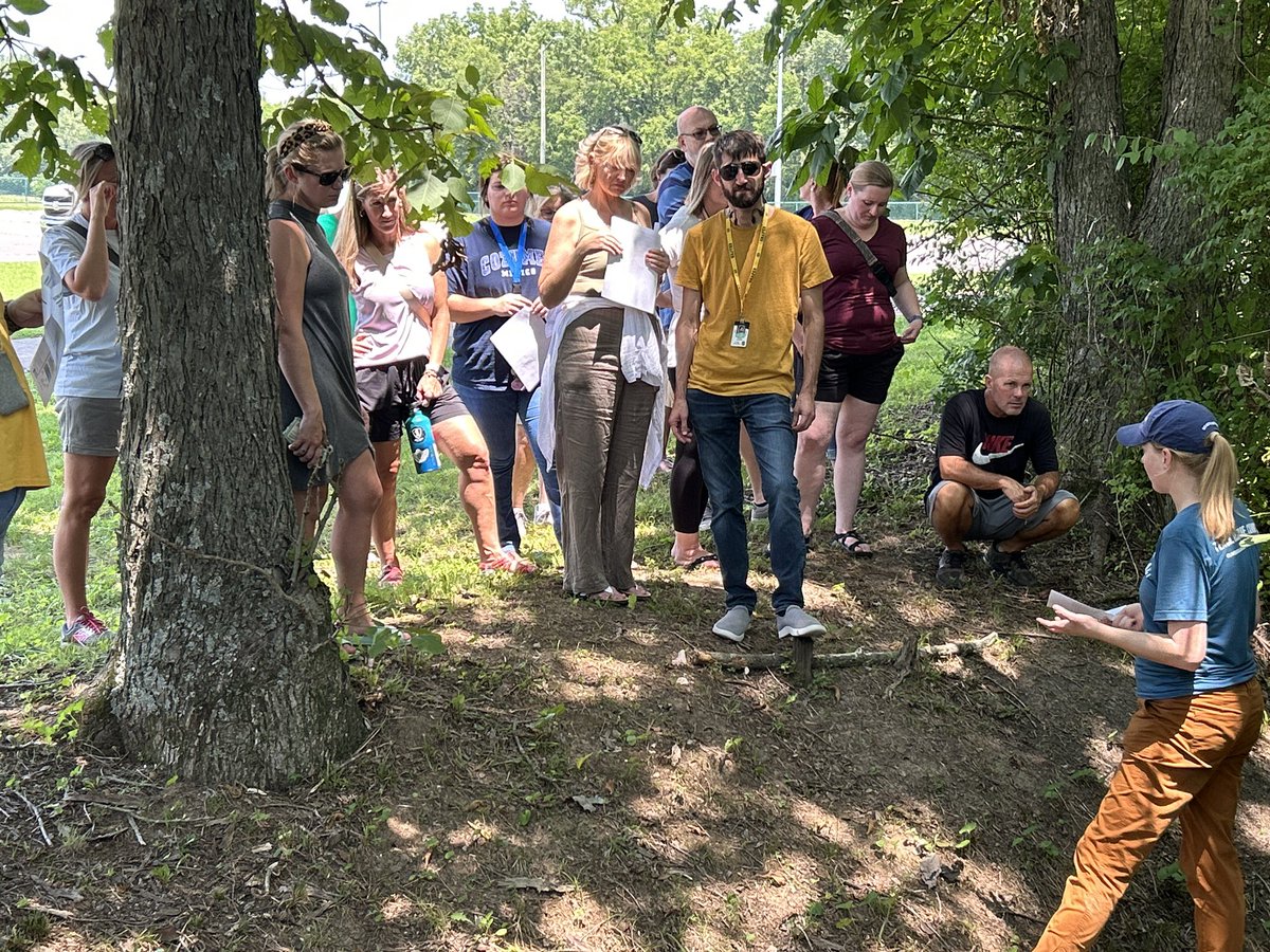 systematicpbl's tweet photo. Sumner County teachers analyzing water at Triple Creek Park with @The_Compact. @theTSIN #SumnerSTEM https://t.co/NVRsWiC4S6