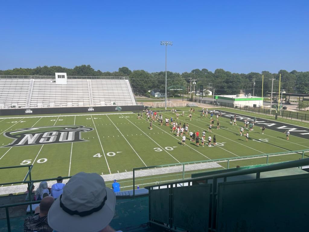 RT @JaceDye_58: Had a great time at the @NSU_Football camp Sunday. Thank you to coach @CoachJJEckert. @Blackhawks_FB https://t.co/hkSdoORIHa