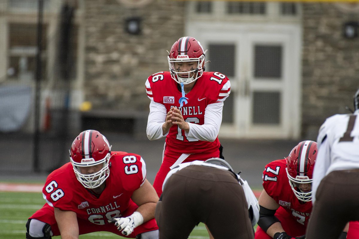 Watts_alex62's tweet photo. After a great conversation with @SeanCascarano, I’m blessed to be offered by @BigRed_Football.  @MtnBrookFTBL @YeagerSpartanFB @RecruitMtnBrook https://t.co/mdoh6Luqgm