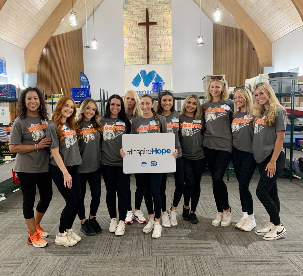 MetroMinistries's tweet photo. We're gearing up for an EPIC Back to School Bash this weekend!🎉

A HUGE shoutout to our incredible volunteers from @Hooters and local East and West Pasco Rotary Club members for assisting us with our backpack builds at our West Pasco Campus!

#BackpacksofHope #BacktoSchoolBash https://t.co/f1VENZc94K