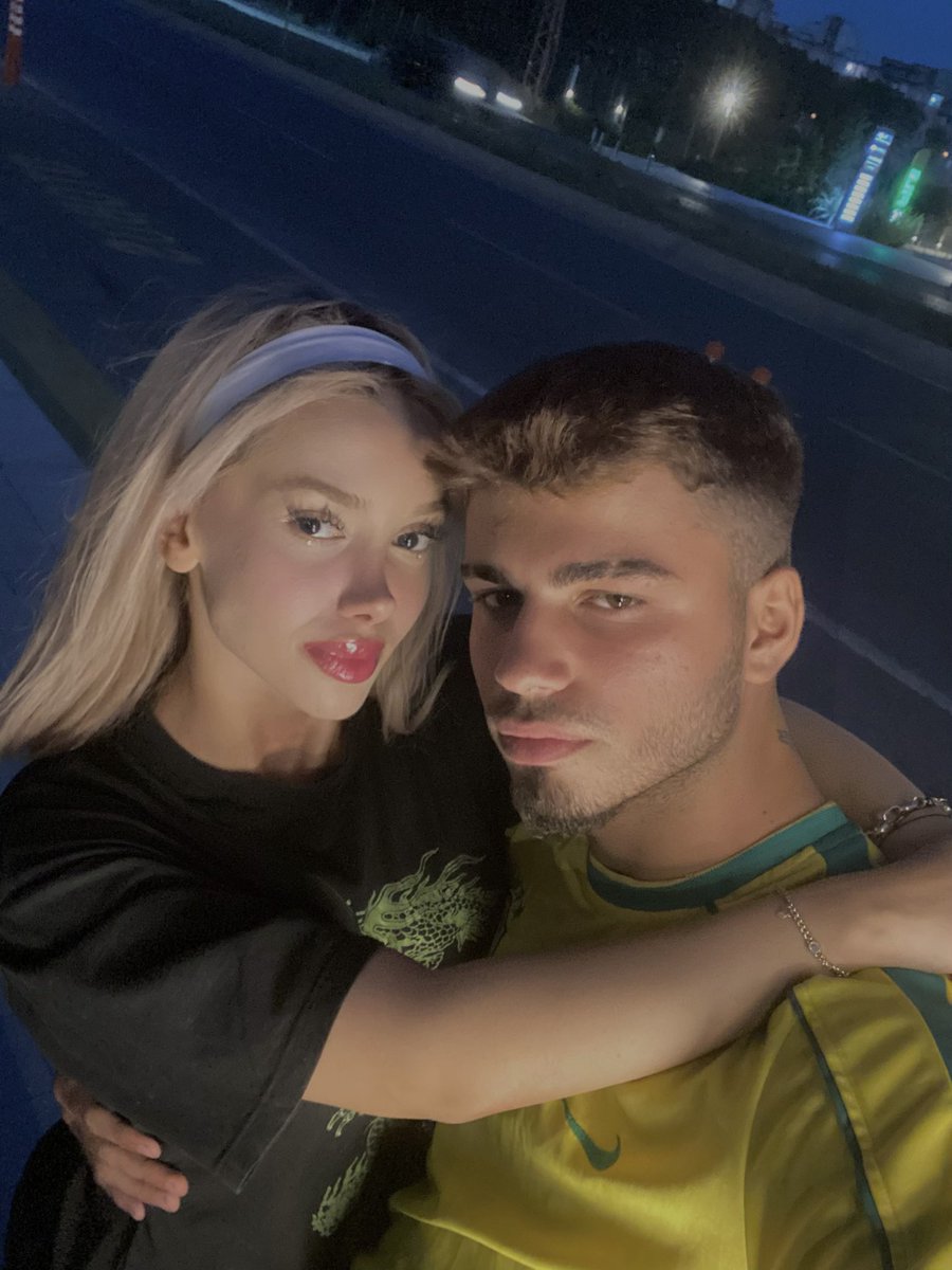 zeynepdindr's tweet photo. 🖤 https://t.co/c9rphDlg7g