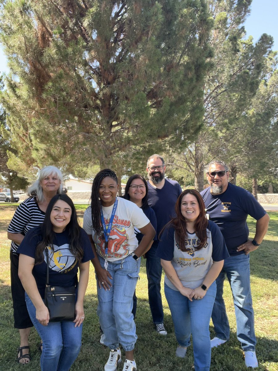 MrsRubio_EMS's tweet photo. First day of training, learning how #raidersriseup by having a community #scavengerhunt
Do you know where your students hang out? Most of these places are the ones I visited as #formerraider https://t.co/lgeMUAZd1F