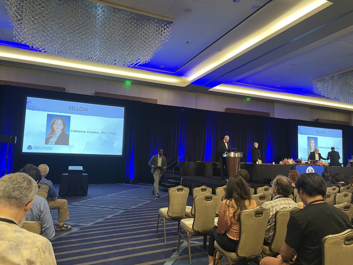 Fellow award ceremony at #AAPM2023: congratulations to Dr Catherine Coolens from #RMPatPM !! Very proud!