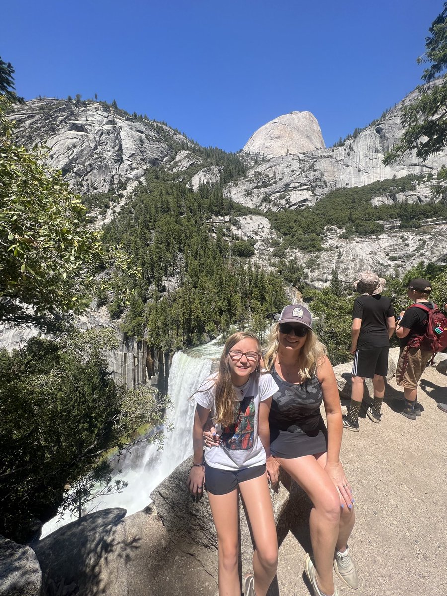 Lydia Lynch tweet media