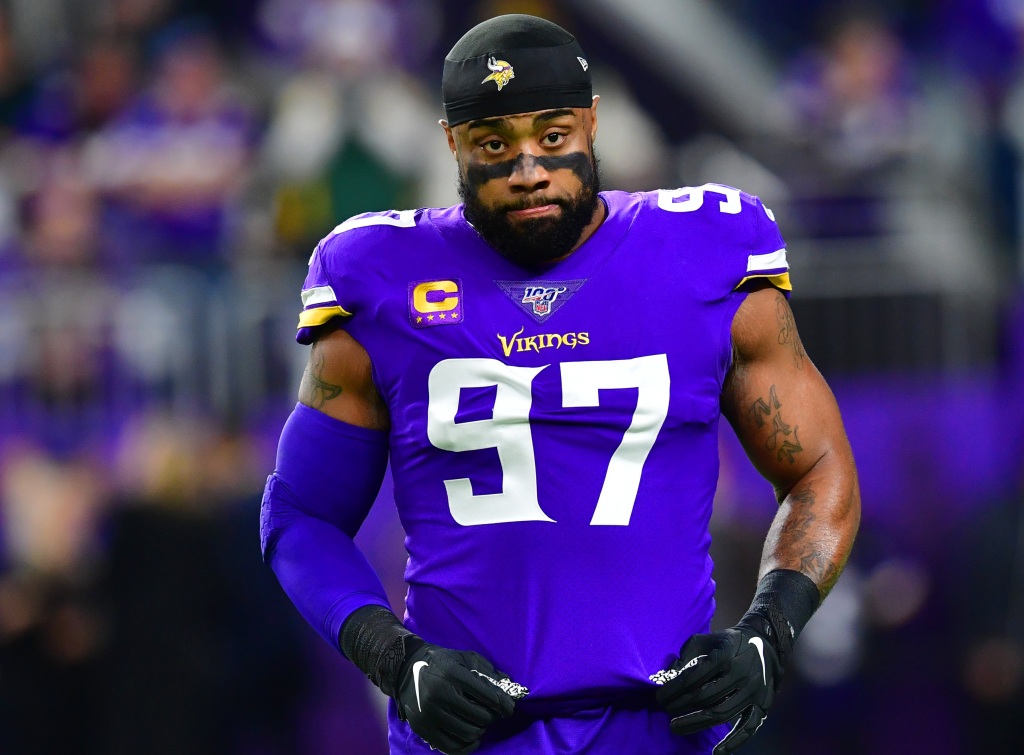 RT @PioneerPress: Ex-Viking Everson Griffen charged with driving under the influence https://t.co/UpYdw5rjQq https://t.co/D0ksuzcAAo