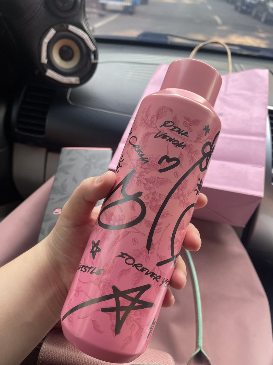 grckusumanegara's tweet photo. [ WTS ] READY STOCK Tumbler Starbucks x BLACKPINK 1 PCS ONLY.

Price bisa DM ya☺️
Payment bisa shopee/tokped✨ https://t.co/GuFX6ppD06