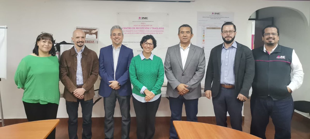 Montano_Ventura's tweet photo. En compañía de mis colegas consejeros @RitaBellLpz y #ArturoCastilloLoza, realizamos una visita de trabajo a las direcciones ejecutivas #DECEyEC, #DEOE, #DESPEN y la #CAI del @INEMexico. https://t.co/maMSJi7BcB