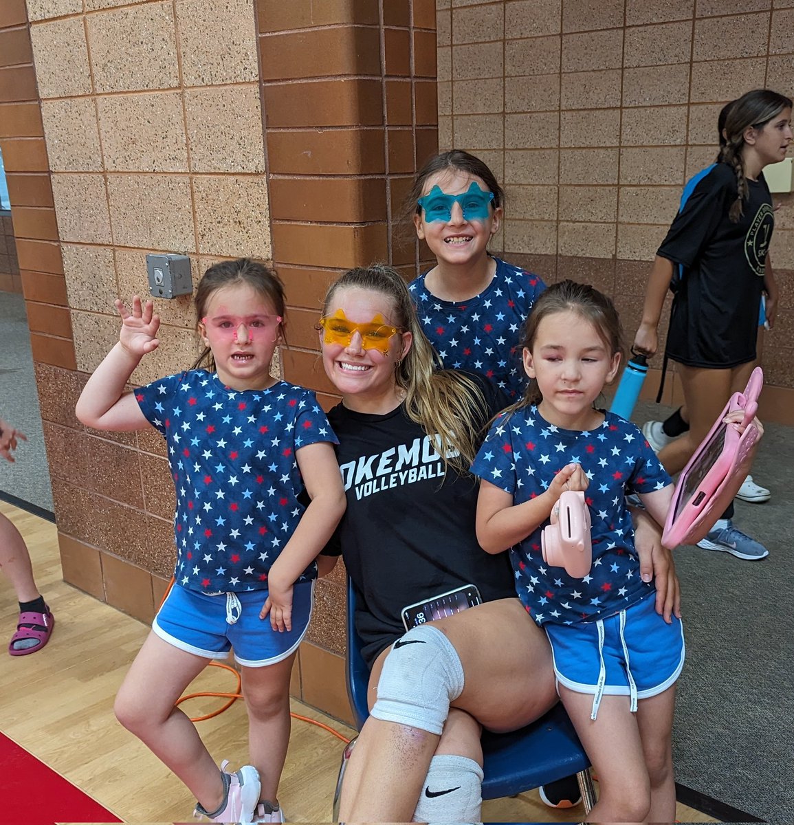 okemosvolleyB's tweet photo. When it's STAR day at camp, you invite @AlmaCooper_ to speak about her West Point experience and leadership! "Working together, tiny stars light the universe.  That's the power of teamwork!! #gowolves🐺#ohsvb❤️🏐 https://t.co/V259pPdFaJ
