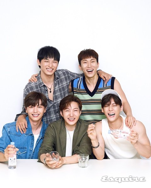 btob_info's tweet photo. BTOB for Evian X Snoopy pictorial for Esquire August issue

🔗https://t.co/889mgnfOui

@OFFICIALBTOB #BTOB https://t.co/KrrpNkXVeg