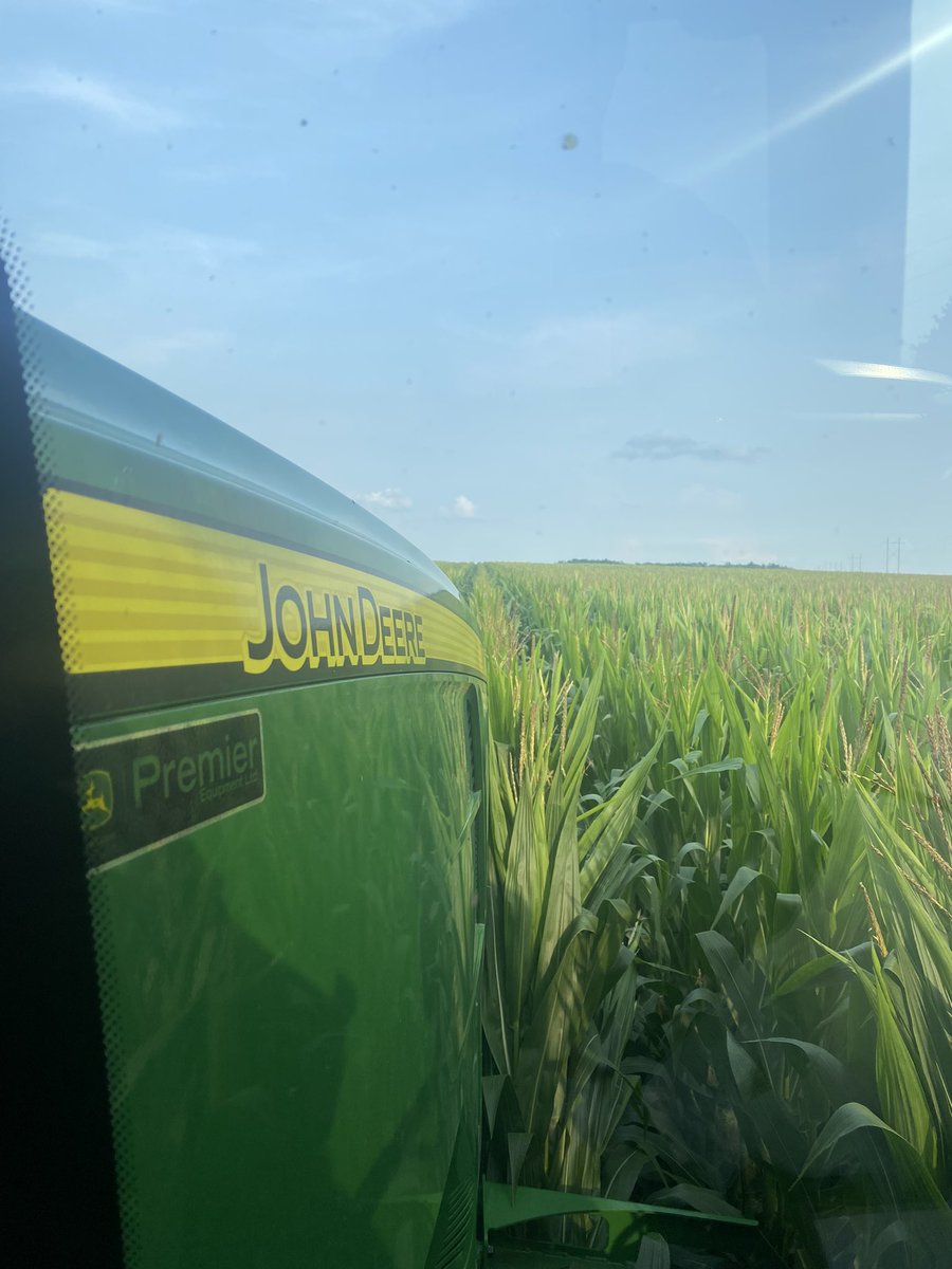ROBERT SAUDER (@deere4044120) on Twitter photo Yikes. Where is the short corn of last season. I actually got out to make sure my lift is working lol . . #mirivasneo <a href="/GarloughB/">Brad Garlough</a> <a href="/syngentacanada/">Syngenta Canada</a> @FS_PARTNERS <a href="/JohnDeere/">John Deere USA</a> <a href="/PremierEquip1/">Premier Equipment</a> <a href="/simoninnovation/">Steve Simon</a> Yikes. Where is the short corn of last season. I actually got out to make sure my lift is working lol . . #mirivasneo <a href="/GarloughB/">Brad Garlough</a> <a href="/syngentacanada/">Syngenta Canada</a> @FS_PARTNERS <a href="/JohnDeere/">John Deere USA</a> <a href="/PremierEquip1/">Premier Equipment</a> <a href="/simoninnovation/">Steve Simon</a>
