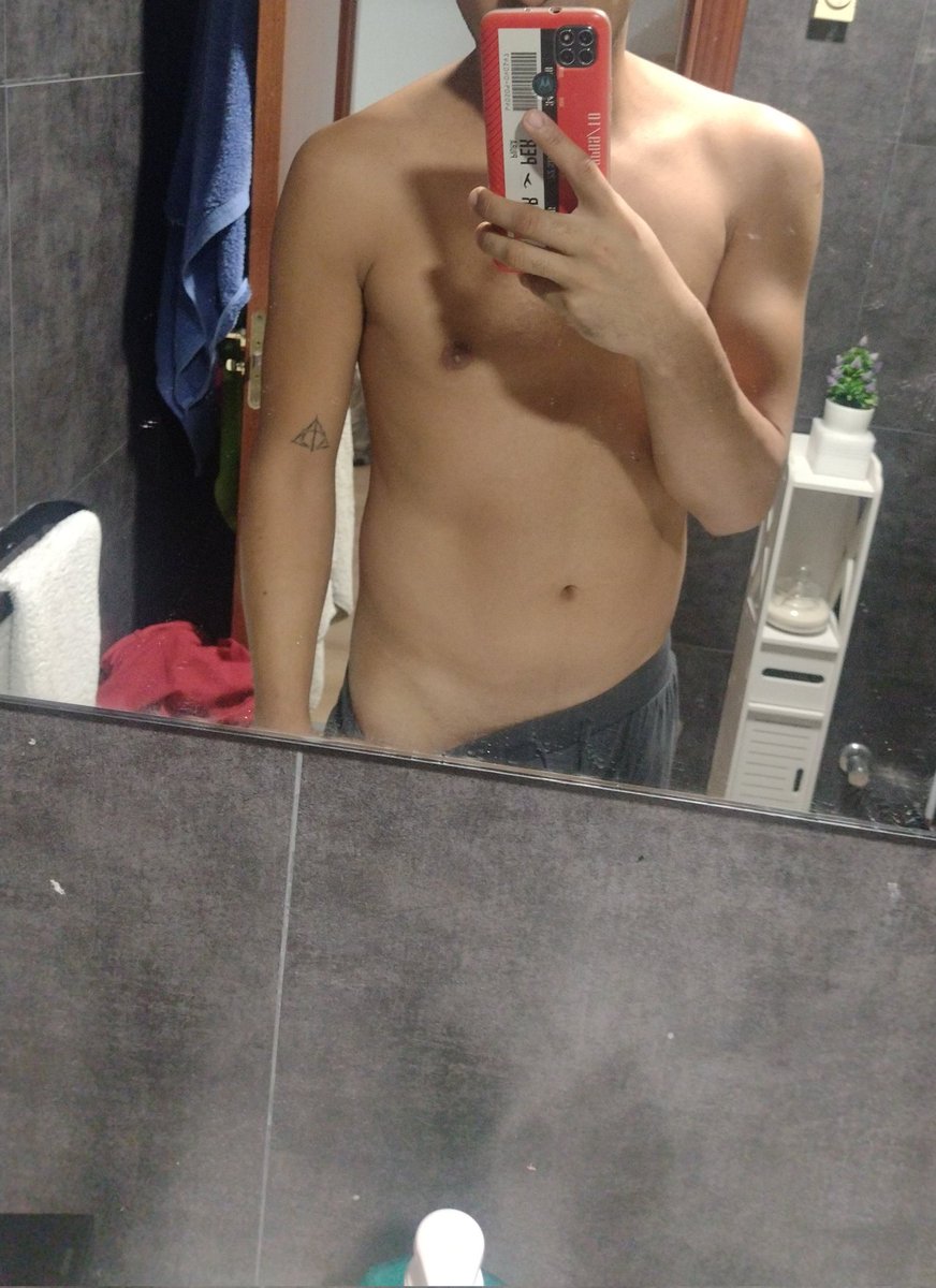 ...quiero entrar al gimnasio pero me da pereza ir solo 🥺