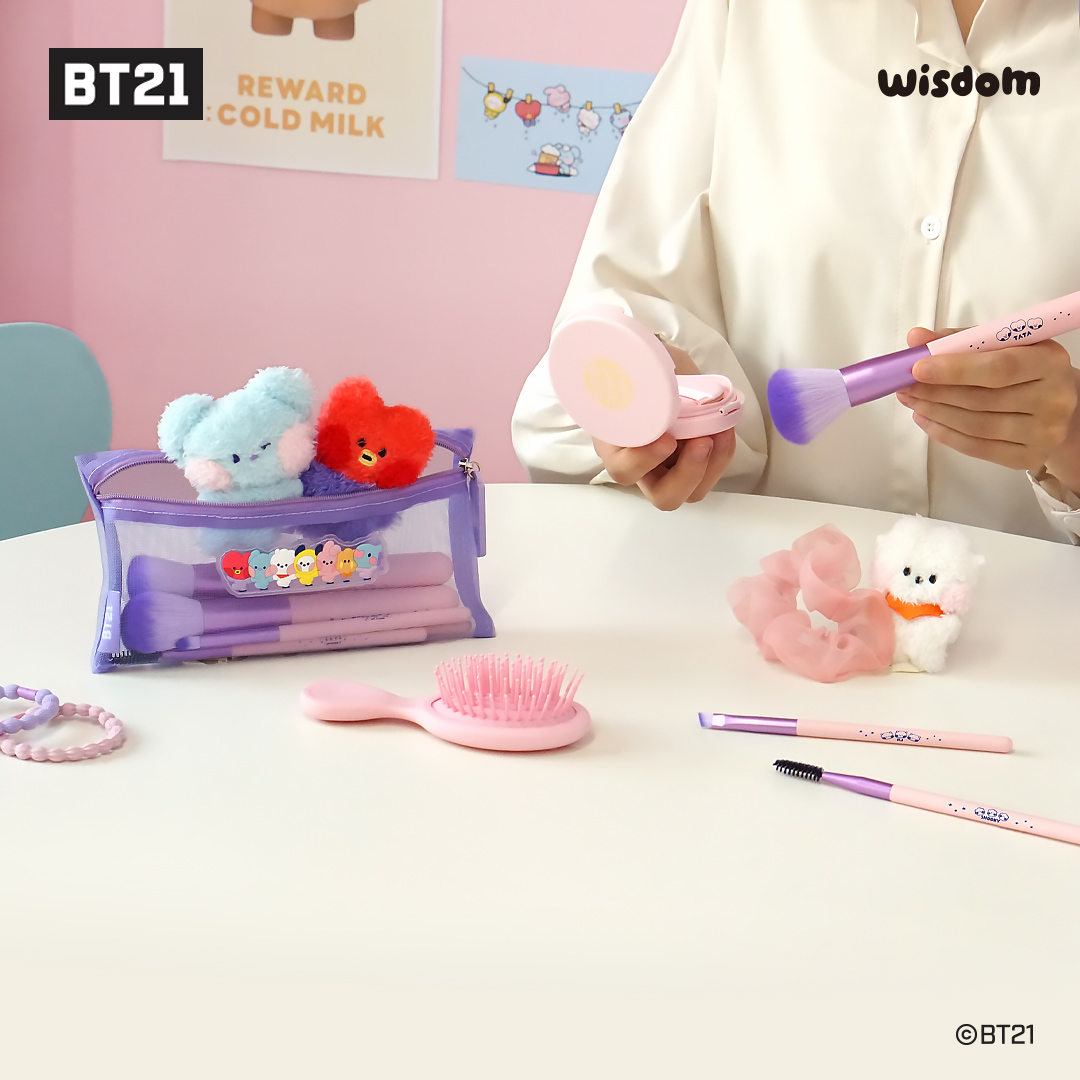 Wisdomglobiz's tweet photo. 사랑스런 나의 뷰티 메이트🍏
일곱가지 필수템으로 가득🍇
나만의 아름다움을 🎀준비해 보세요🌻

BT21 minini 메이크업 브러쉬 세트

🎶COMING SOON🎶

https://t.co/R5CLWiFx6E

#UNIVERSTAR #BT21minini #BT21 #KOYA #RJ #SHOOKY #MANG #CHIMMY #TATA #COOKY #VAN #위즈덤 #여름아이템 #데일리 https://t.co/xX5pvsrBW2