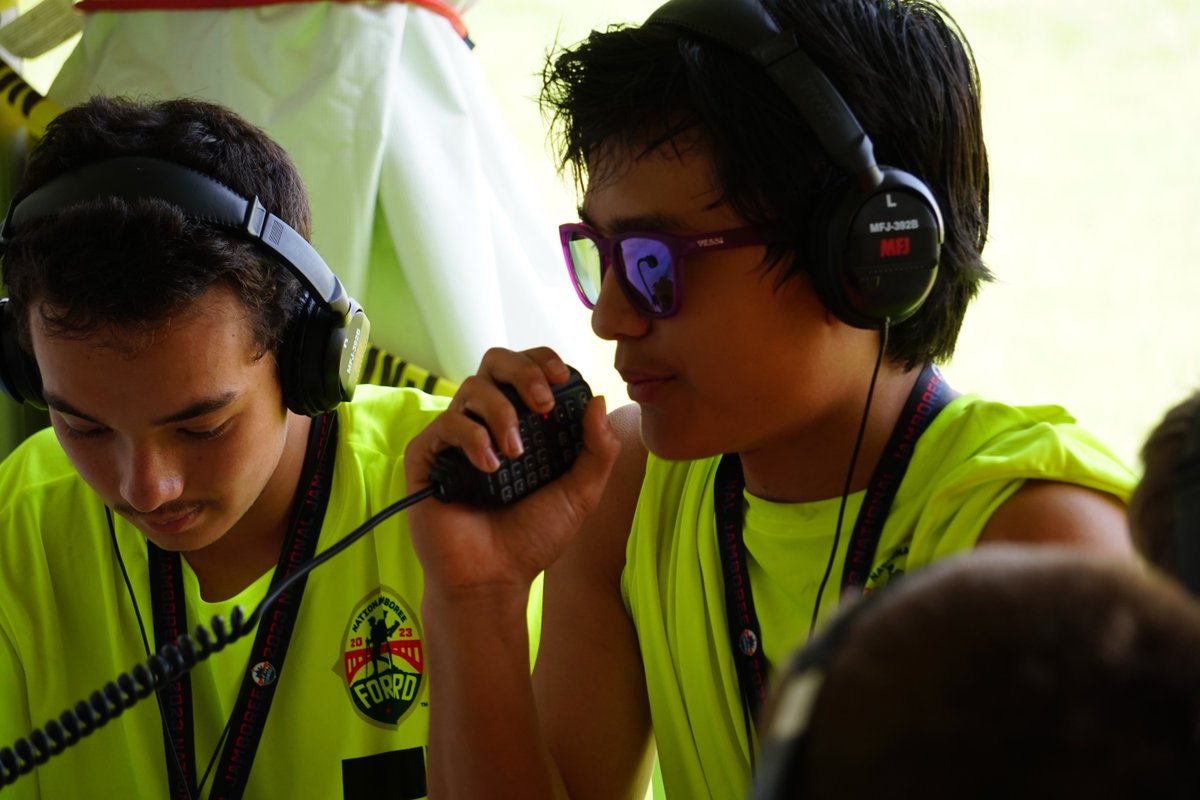 Another day full of scouts and day visitors to the station. It's great to have a program that is all about bringing people together to communicate with each other.  #natjamboree23 #hamradio