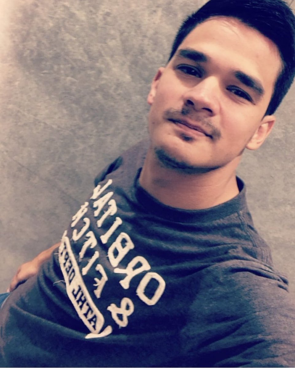 belendenticev1's tweet photo. URGENTE‼️‼️ si alguien le conoce a este hombre de nombre Nicolás Miranda favor escribirme RT RT HASTA ENCONTRARLE https://t.co/IElv44IquF