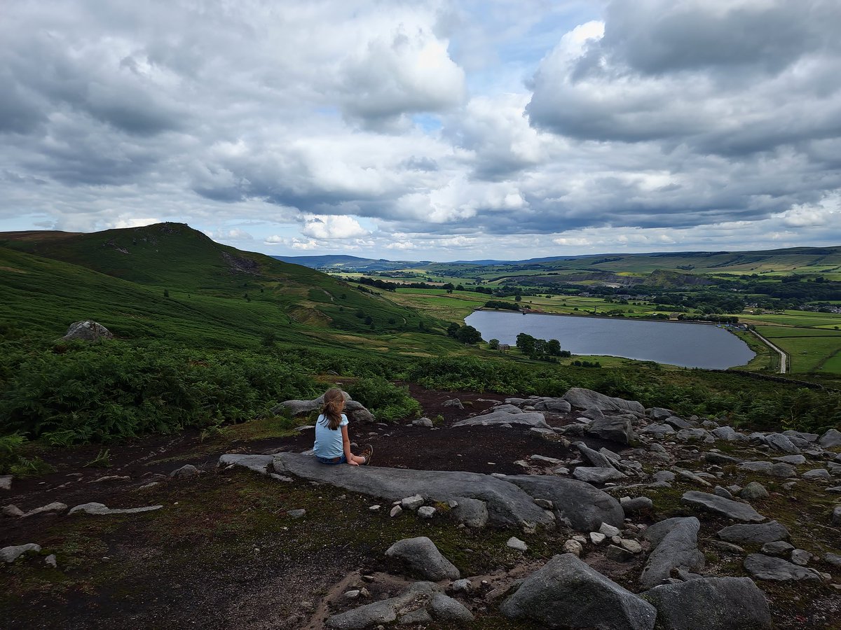 mandat201077's tweet photo. Started the summer off in style with a nice local walk up crookrise @GreatwoodCPS https://t.co/uDmEp5fSmn