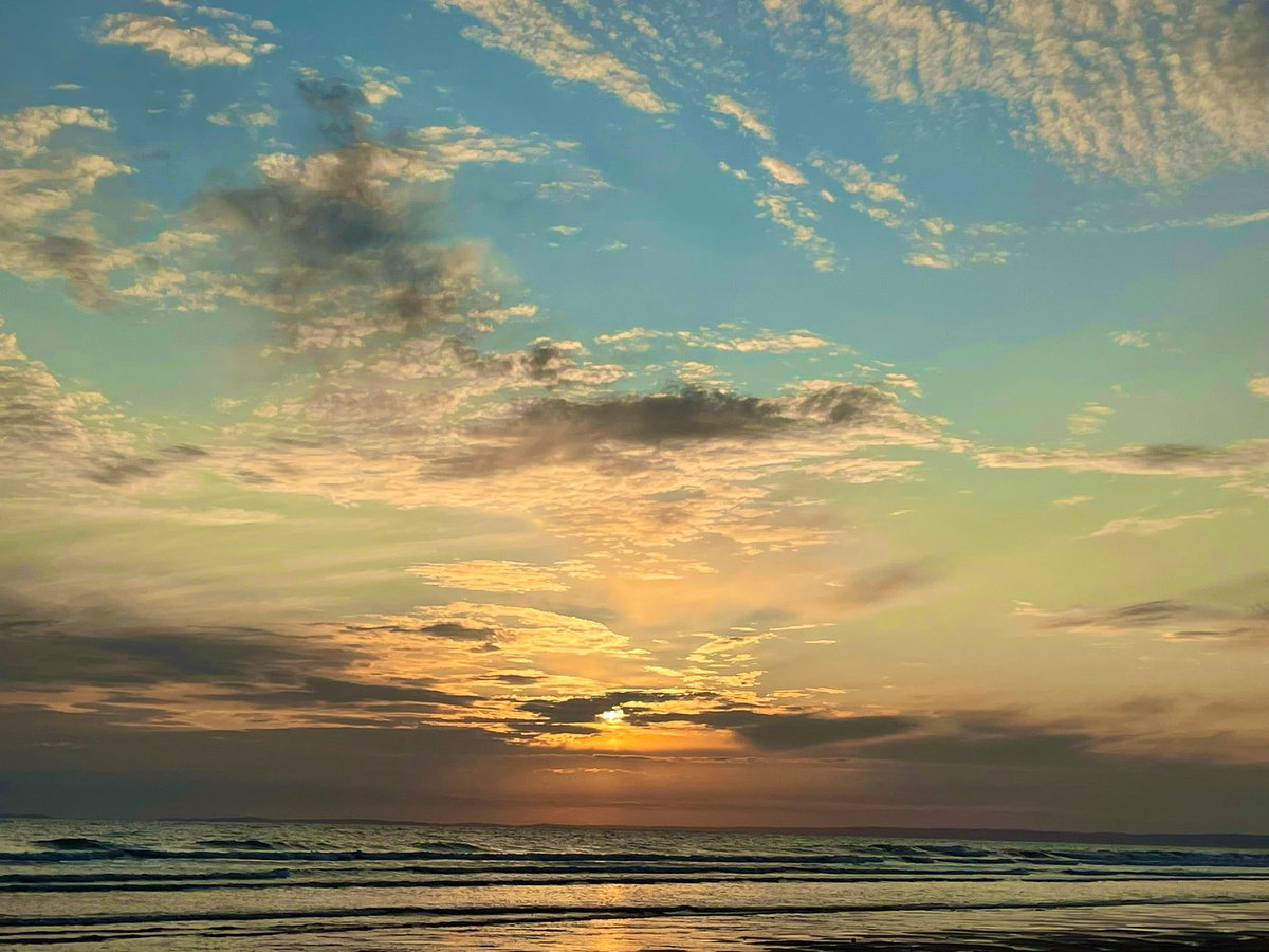 Diamondzgirl's tweet image. Evening vibes after work #freetherapy 🥰