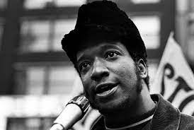 fred hampton was murdered by the chicago police department on december 4, 1969 w/ coordination from the FBI.

when will a #POTUS create a federal memorial in chicago acknowledging fred hampton, and the #FBI's nefarious role in his murder ?

#biden #emmettill #cointelpro