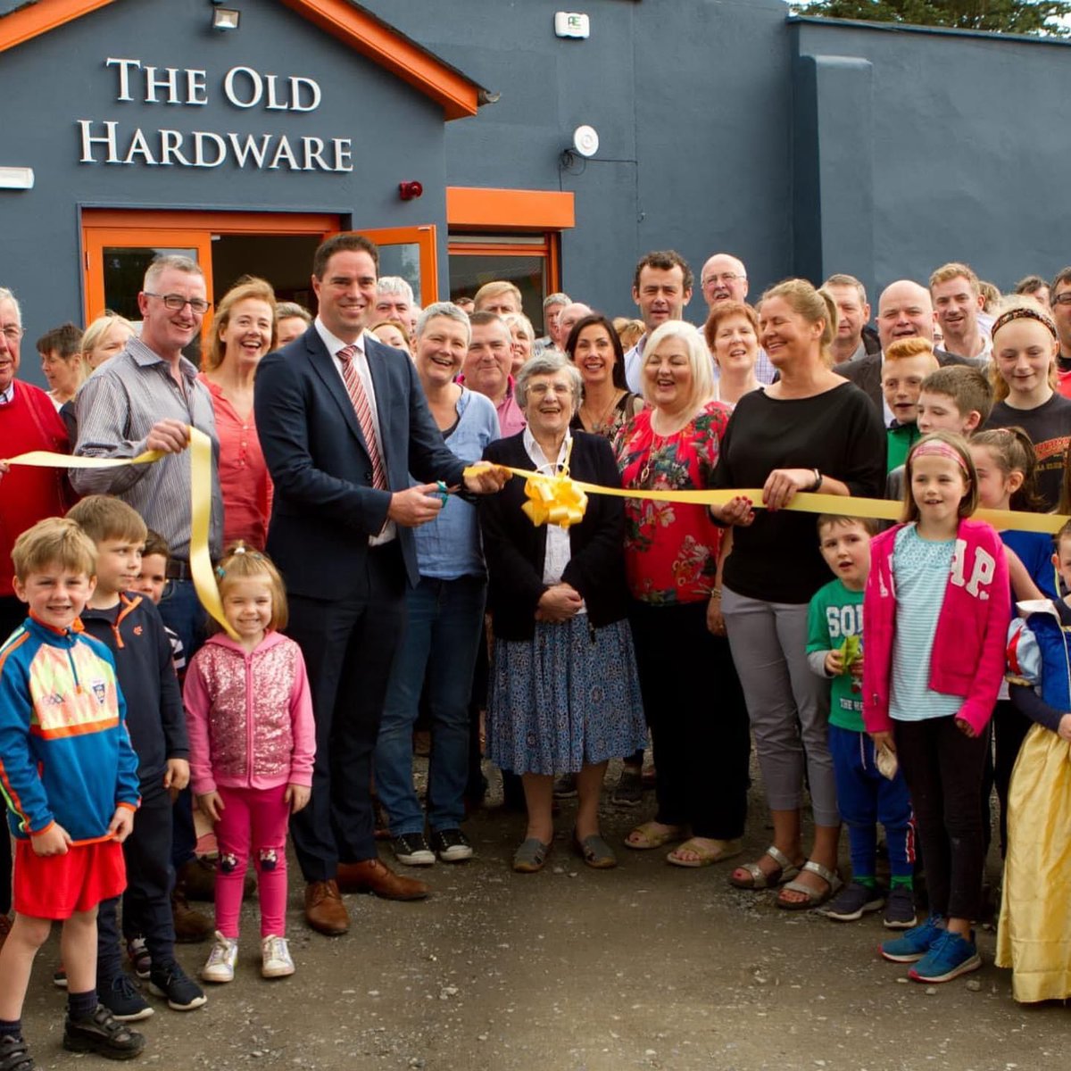 martinheydonfg's tweet photo. My colleague @HHumphreysFG  has reopened the Town and Village Renewal Scheme, which will be submitted with @KildareCoCo. This scheme has success stories throughout Kildare, such as The Old Hardware, Narraghmore. Contact me if you have any queries at martin.heydon@oireachtas.ie https://t.co/idDwb9CTJx