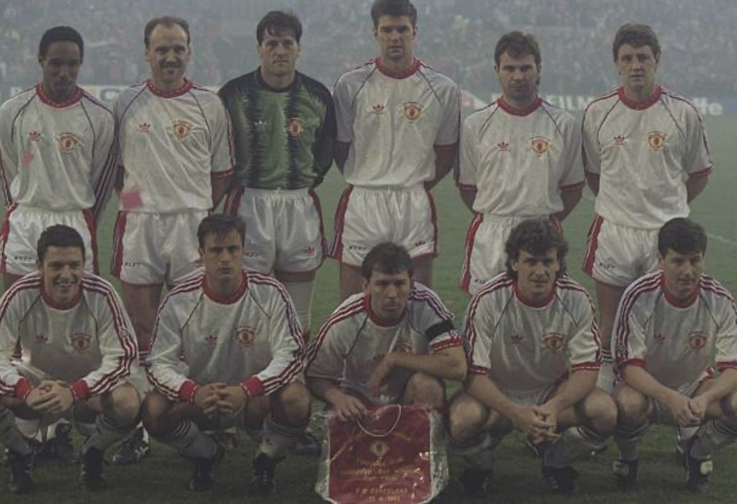 RT @FootballInT80s: Manchester United before the 1991 Cup Winners Cup final https://t.co/wRODiFJNH2