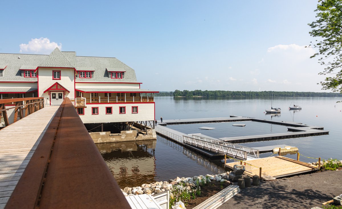NCC_CCN's tweet photo. The NCC River House officially reopens tomorrow! 

Join us to see this newly revitalized space along the Ottawa River 
📆 July 25, 10am 
📍 501, Sir George-Étienne-Cartier Parkway 

Details on the revitalization: https://t.co/NIzmTKsfNl | #ottawa #ottnews https://t.co/PxgegELqqL