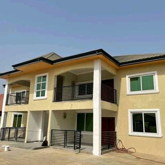 JkcCompany's tweet photo. Executive 4 units of 3 bedroom apartment all en-suite is up for sale at Accra Sakumono com 18 Land is registered , 2 plot of land Asking price is $400,000 
Call / WhatsApp JKC INITIATIVE COMPANY LTD for viewing +233549846182 https://t.co/yodwx8nkCT