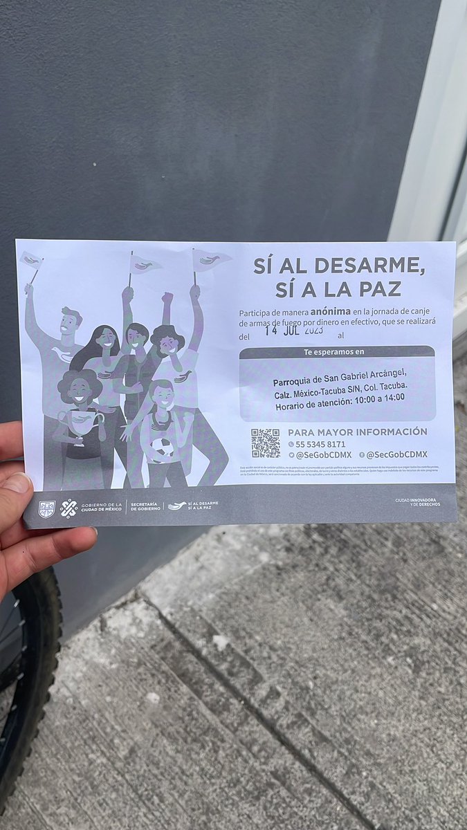 Cuéntenme <a href="/GobiernoMX/">Gobierno de México</a> <a href="/GobCDMX/">Gobierno de la Ciudad de México</a> si este flyer que dejaron hoy en mi casa viene con maquina del tiempo o si es solo para simular