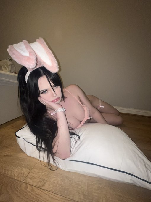 this bunny has a tail between her legs ☺️ wanna see ?   https://t.co/WACFD4XBXN  #trans #shemale #ladyboy<a href="/tag/trans"class="tags"><span>#trans</span></a><a href="/tag/shemale"class="tags"><span>#shemale</span></a><a href="/tag/ladyboy"class="tags"><span>#ladyboy</span></a><a href="/tag/onlyfans"class="tags"><span>#onlyfans</span></a>