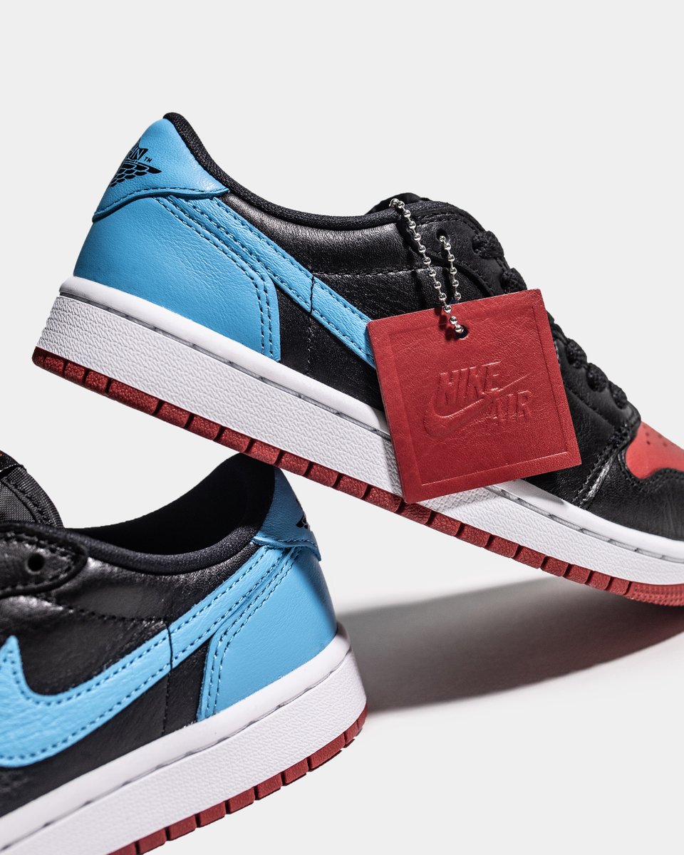 ExtraButter's tweet image. Air Jordan 1 Women's Low OG "Unc to Chicago"

Online Availability: Enter draw now!
In-Store Availability: FCFS at both locations July 26th
Sizes: Women's 5-12
Price: $140

releases.extrabutterny.com/en-US/launch/a…